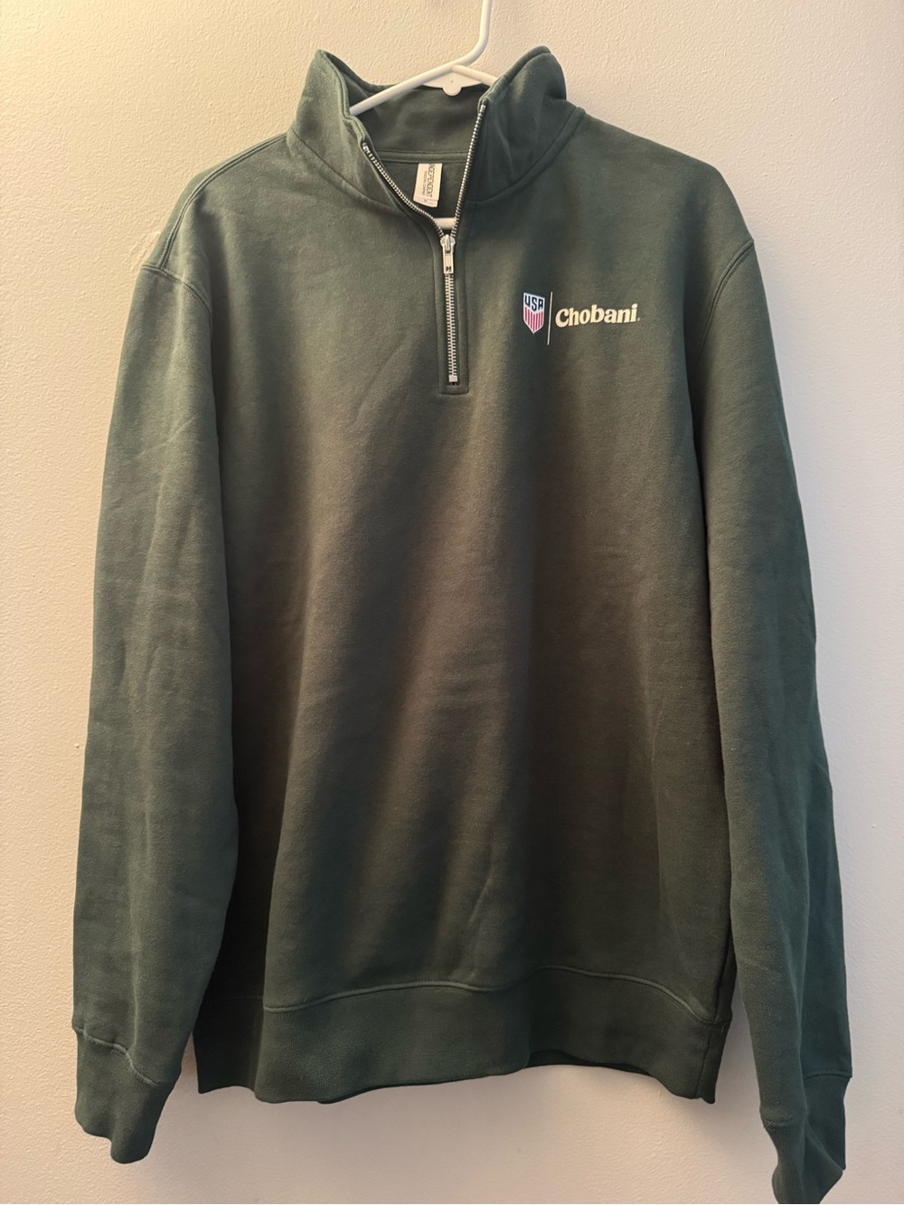Chobani USA Green Quarter-Zip Sweater Size Medium